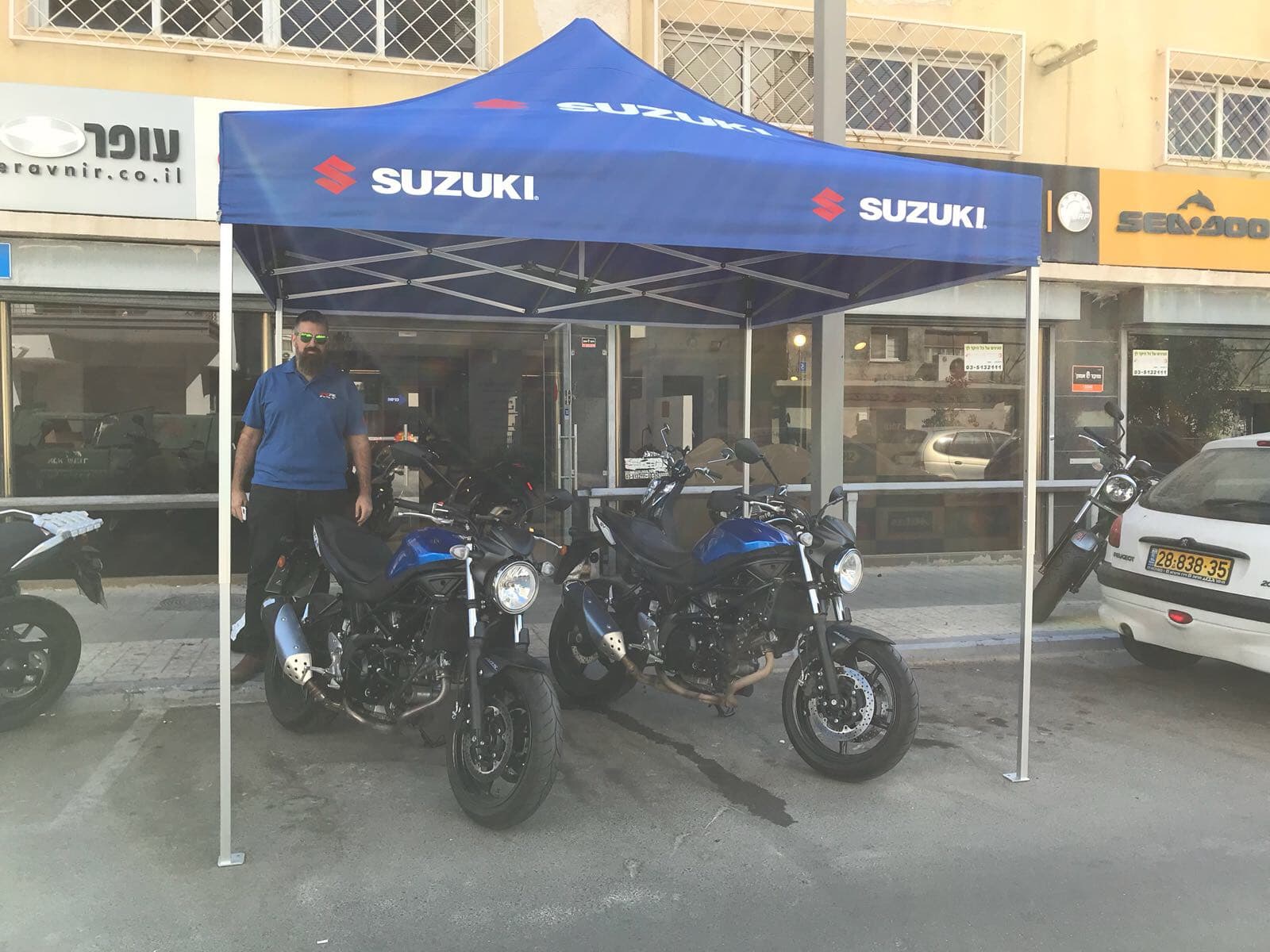 הדפסה בפורמט גדול ומיתוג אירועים — תמונה 14 מתוך 16. לחיצה להגדלה